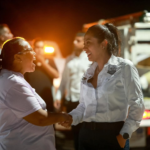 #GP. Supervisa Betzabé Martínez operación de las primeras luminarias en el ejido Competencia*