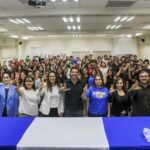 #UAdeC. Entrega Rector de la UAdeC Equipo Tecnológico a FEM y Escuela de Arquitectura de la Unidad Laguna